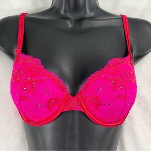 32D Sexy Little Thing Victoria’s Secret Diamond Lace Brazier Pink & Red